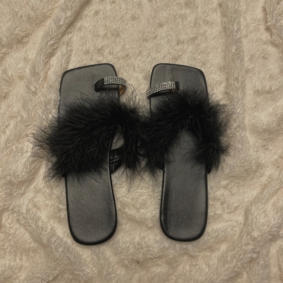 black fluffy rhinestone sandals - Picture 1 of 2